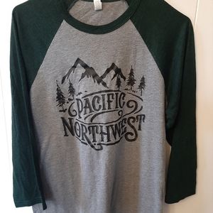 Mens green and gray 3/4 sleeve baseball tee